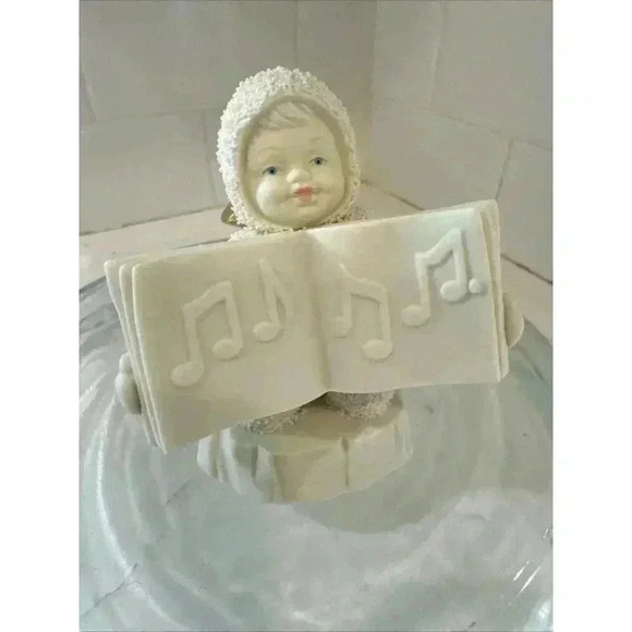 Dept 56 Snowbabies Holding Music book - Picture 7 of 9